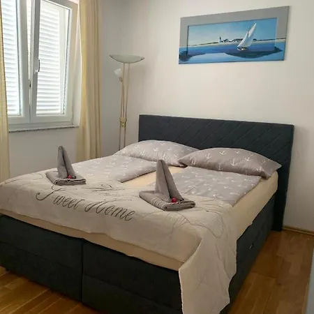Apartment Adi Rovinj Exterior photo