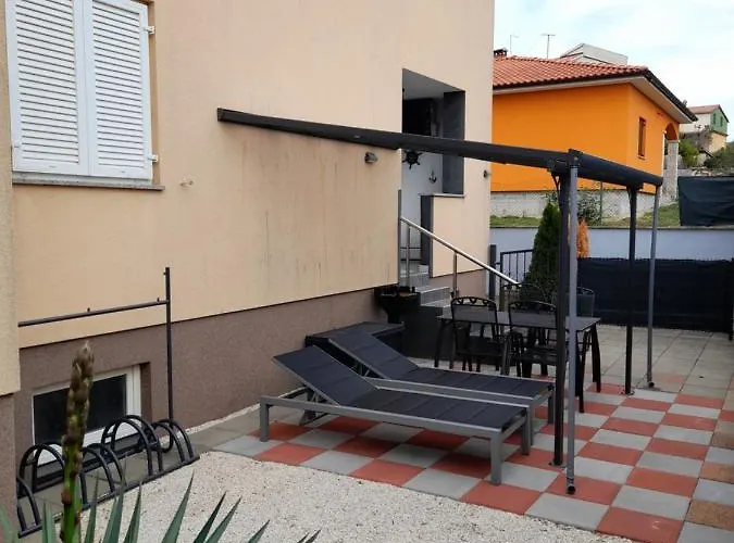 Apartment Adi
